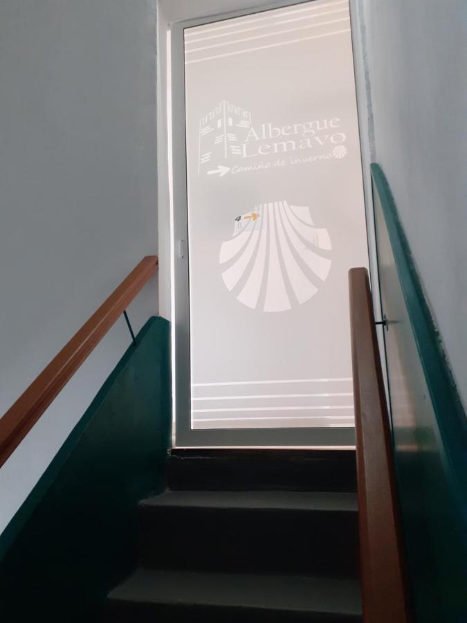 Albergue Lemavo Монфорте де Лемос Екстериор снимка